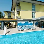 Ai Pini Hotel 3*