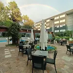 Ai Pini 3*
