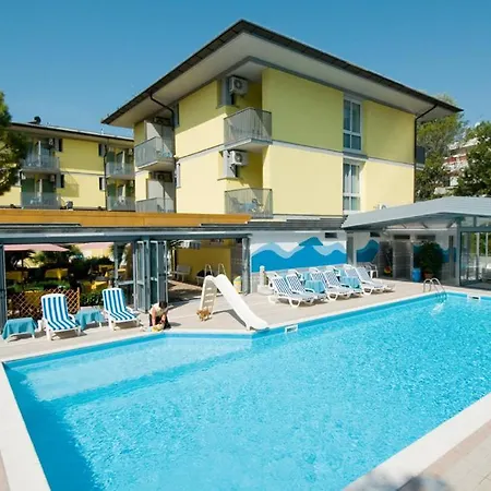 Otel Ai Pini Grado